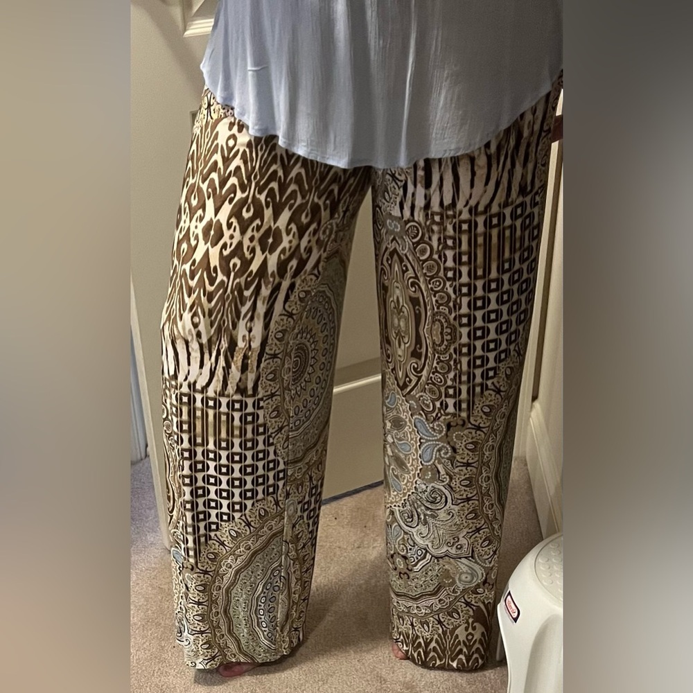 Chico's Brown and Cream Paisley straight leg pants, NWT, 8-12 (Chicos 1)